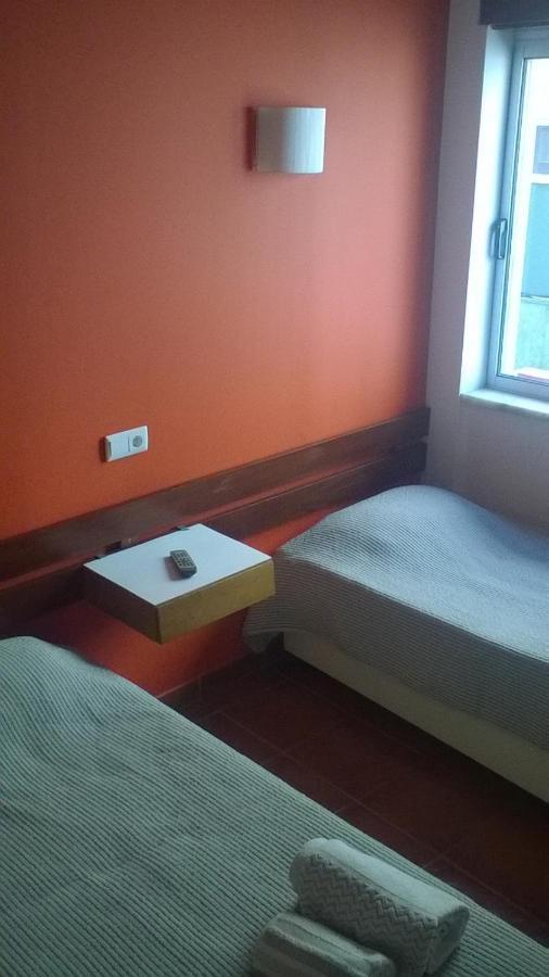 Hotel Residencia Aviz Peniche Esterno foto